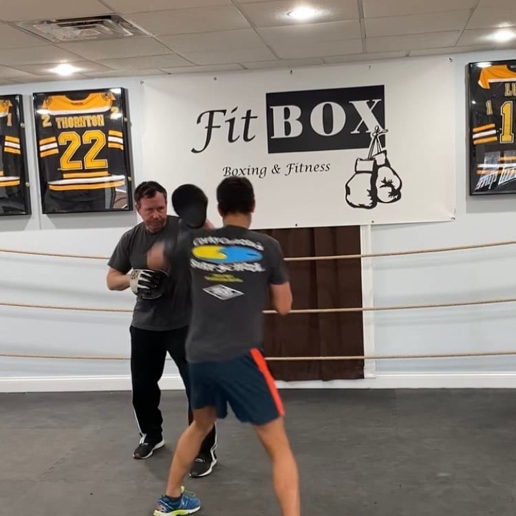We are back taking new clients on . To schedule a free trial boxing workout call/text (781)727-9503 or email fitbox@outlook.com .
.
#1:1